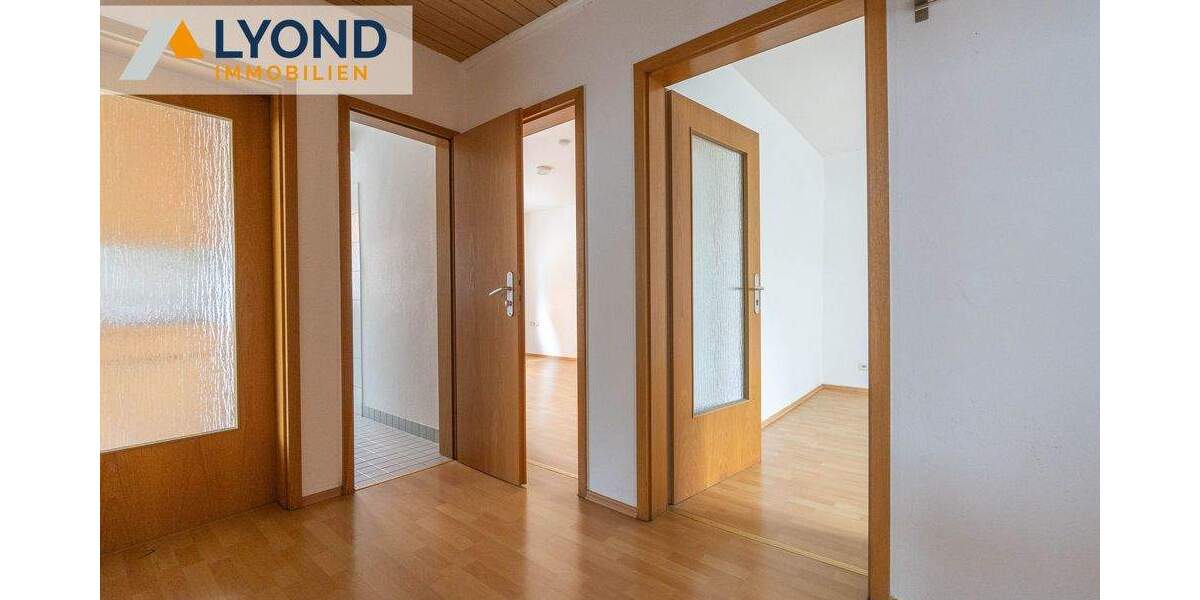 Großzügiges Einfamilienhaus mit Einliegerwohnung - vielseitig nutzbar und modernisiert in zentraler Lage 7 zimmer