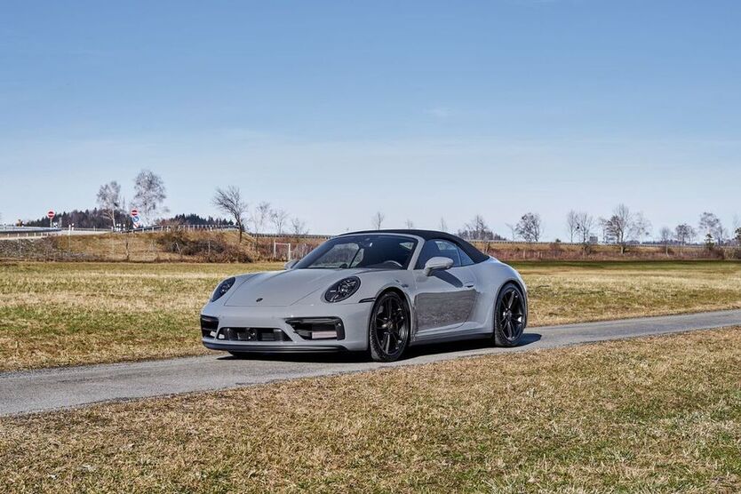 992
