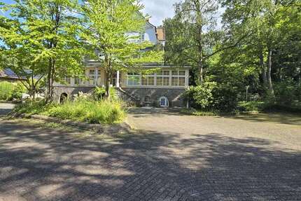 Büro in Königswinter 4.400.000 € 3164 m² zimmer