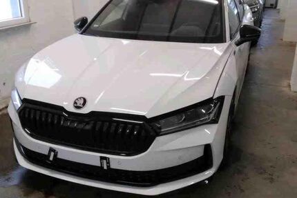 Skoda Superb 11.000 km 49.988 &euro; Darmstadt 64293