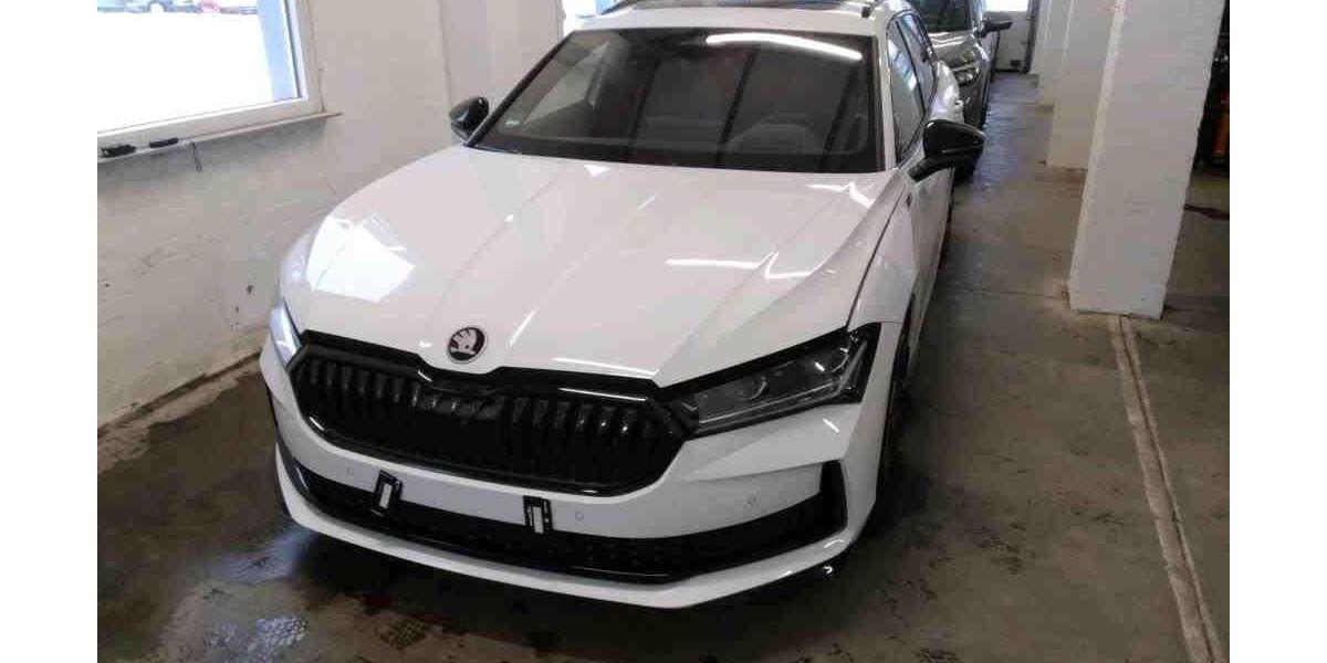 Skoda Superb 11.000 km 49.988 &euro; Darmstadt 64293
