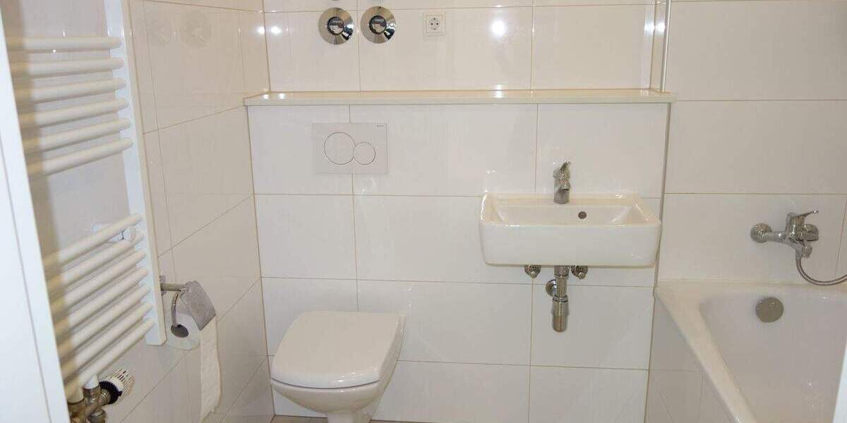 Etagenwohnung Neuss Vogelsang - 2 Zimmer, 50 m&sup2;, 175.000&euro; | Angebot:24820785