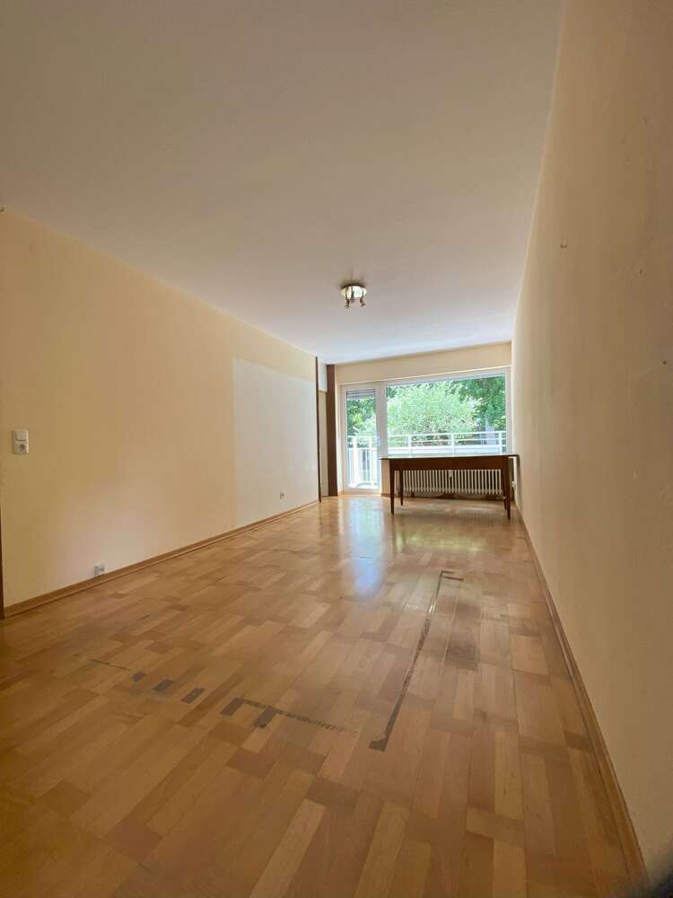 Wohnung zum Kaufen in Bad Homburg 145.000 € 37.35 m²