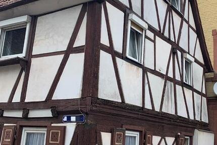 Haus Annweiler am Trifels - 5 Zimmer, 110 m&sup2;, 108.000&euro; | Angebot:25724453