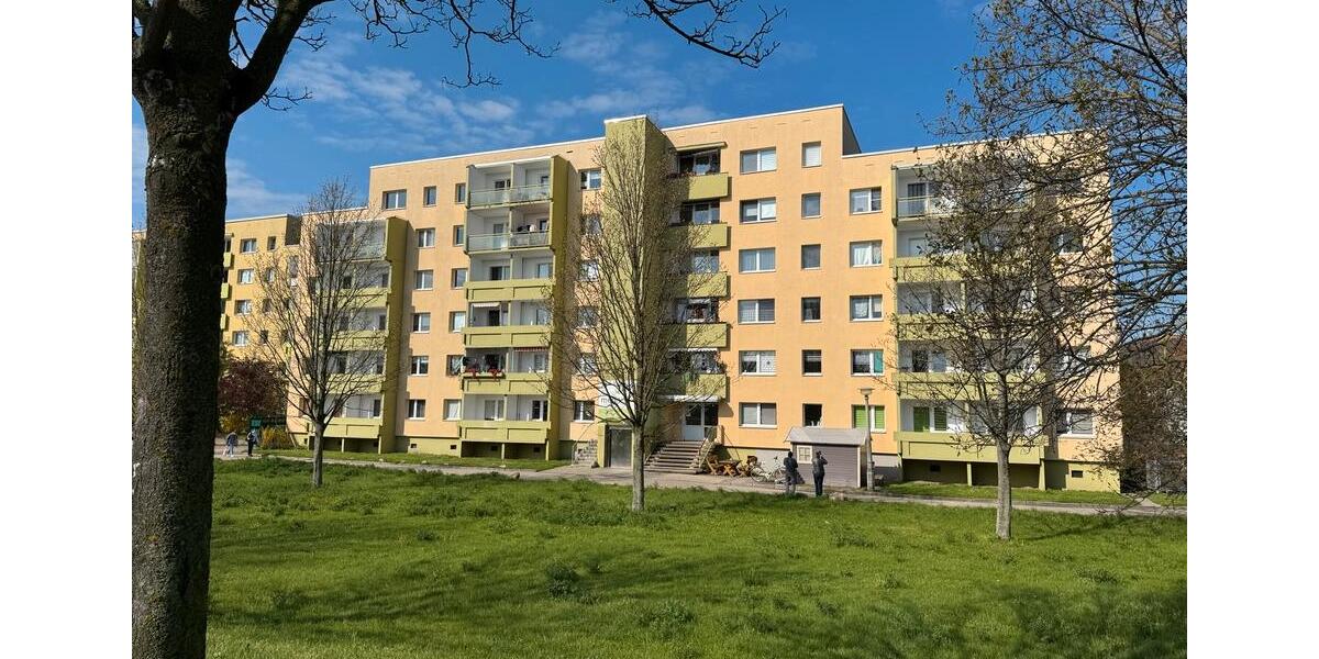 Etagenwohnung Halle (Saale) Damaschkestraße - 1 Zimmer, 30 m&sup2;, 276&euro; | Angebot:26416350