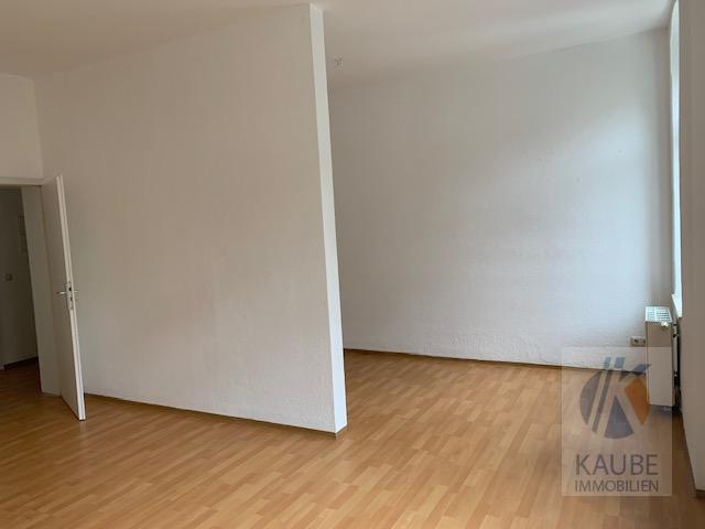 Etagenwohnung Riesa - 2 Zimmer, 55 m&sup2;, 300&euro; | Angebot:25270634