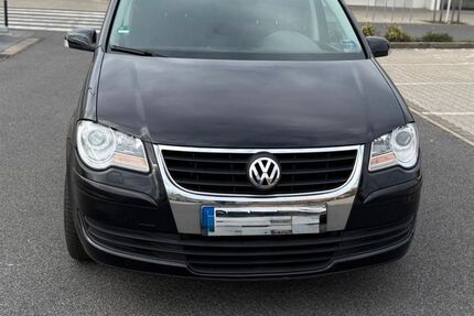 VW Touran 255.000 km 4.400 &euro; Strullendorf 96129