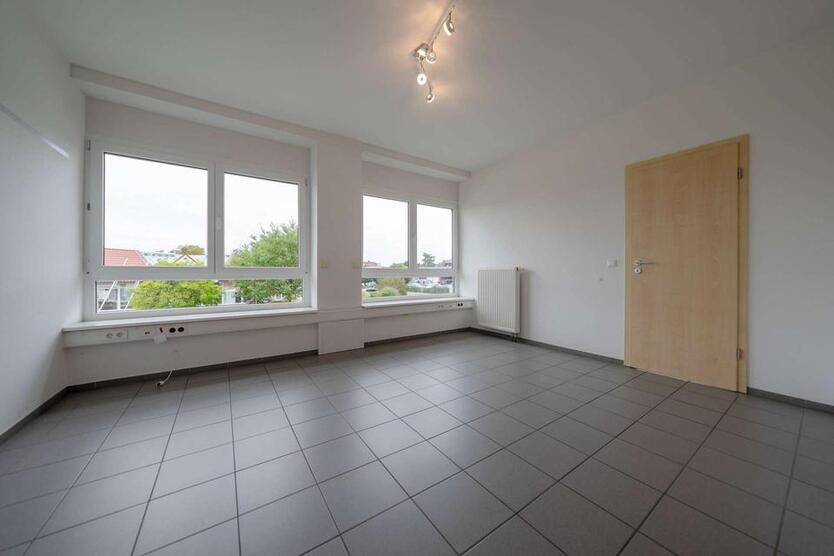 Moderne ca. 140 m² große Bürofläche in verkehrsgünstiger Lage von Südkirchen zimmer