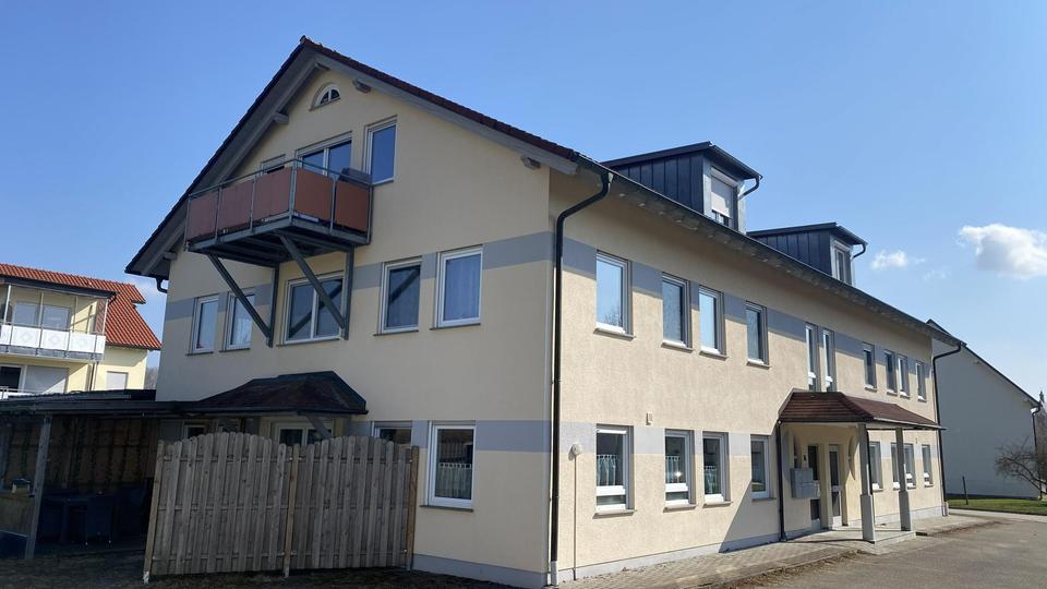 Erdgeschoßwohnung Bad Dürrheim - 3 Zimmer, 96 m&sup2;, 860&euro; | Angebot:26232471
