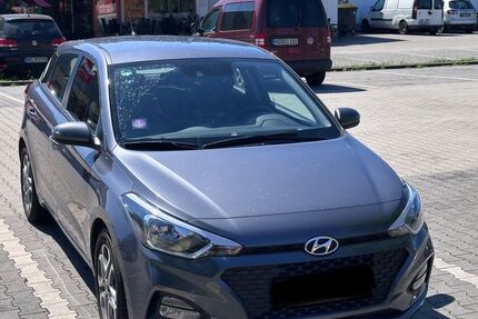 Hyundai i20 23.694 km 12.500 &euro; Baar-Ebenhausen 85107