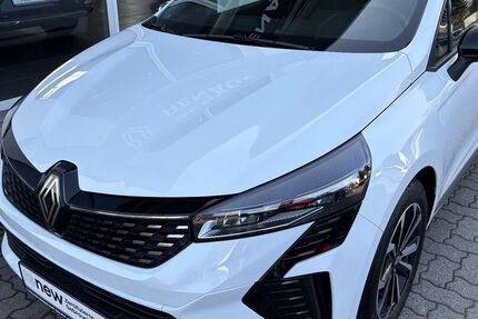 Renault Clio 17.300 km 18.200 &euro; Beidenfleth 25573