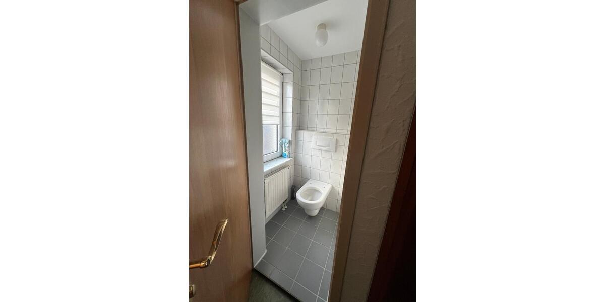 Einfamilienhaus Herrenberg - 5 Zimmer, 140 m&sup2;, 1.295&euro; | Angebot:26184242