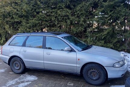 Audi A4 430.000 km 599 &euro; Waakirchen 83666