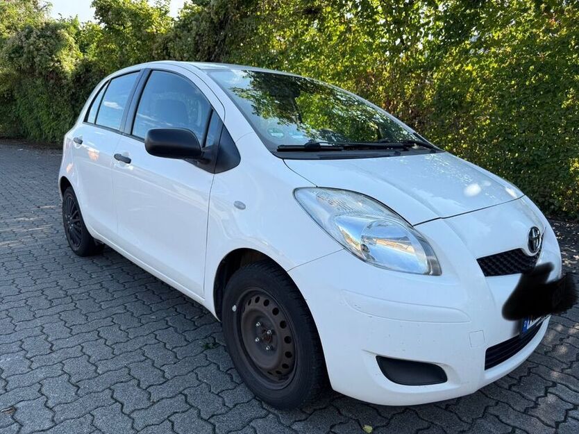 Yaris