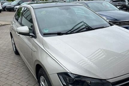 VW Polo 93.000 km 10.900 &euro; Zossen 15806