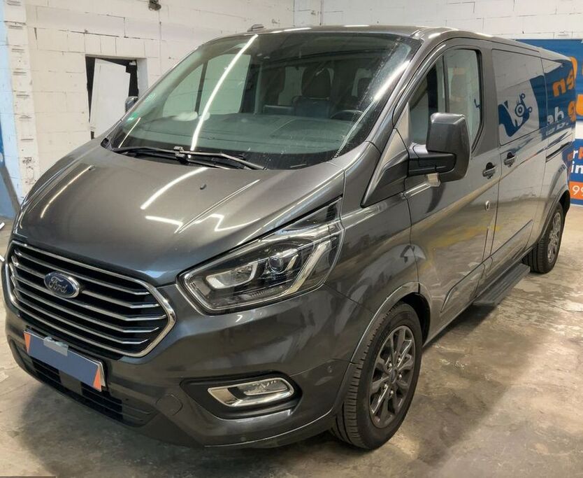Ford Tourneo Custom 220.000 km 25.790 € Erfurt 99092