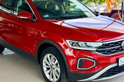 VW T-Roc 22.000 km 27.900 &euro; Biedenkopf 35216
