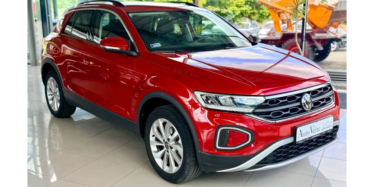 VW T-Roc 22.000 km 27.900 &euro; Biedenkopf 35216