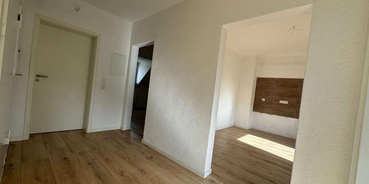 Helle 3-Zimmer-Dachgeschosswohnung in St. Ingbert-Rentrisch ( Saniert) - 3- Saarbrücken | Angebot:27111787