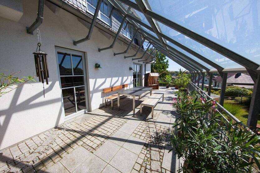 Luxuriöses Familienhaus mit herrlichem Fernblick in ruhiger Wohnlage!
