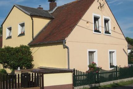Haus Gröditz - 6 Zimmer, 120 m&sup2;, 85.000&euro; | Angebot:26618714