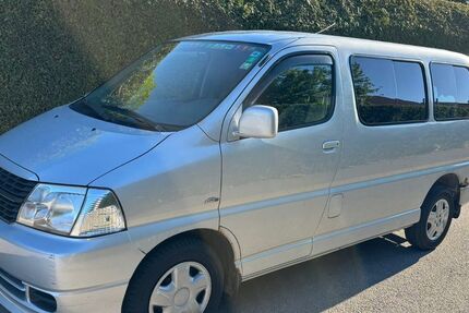 Toyota Hiace 300.000 km 4.500 &euro; München 81369