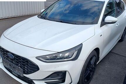 Ford Focus 65.200 km 17.490 &euro; Wiesau 95676