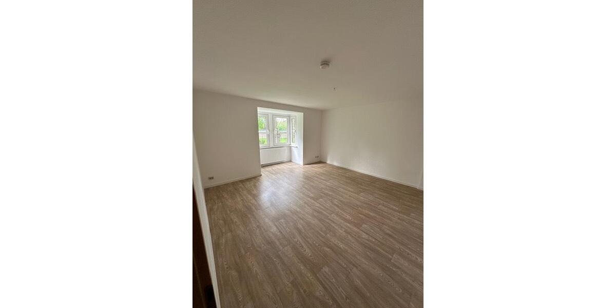 Erdgeschoßwohnung Aschersleben - 1 Zimmer, 36 m&sup2;, 220&euro; | Angebot:26492122