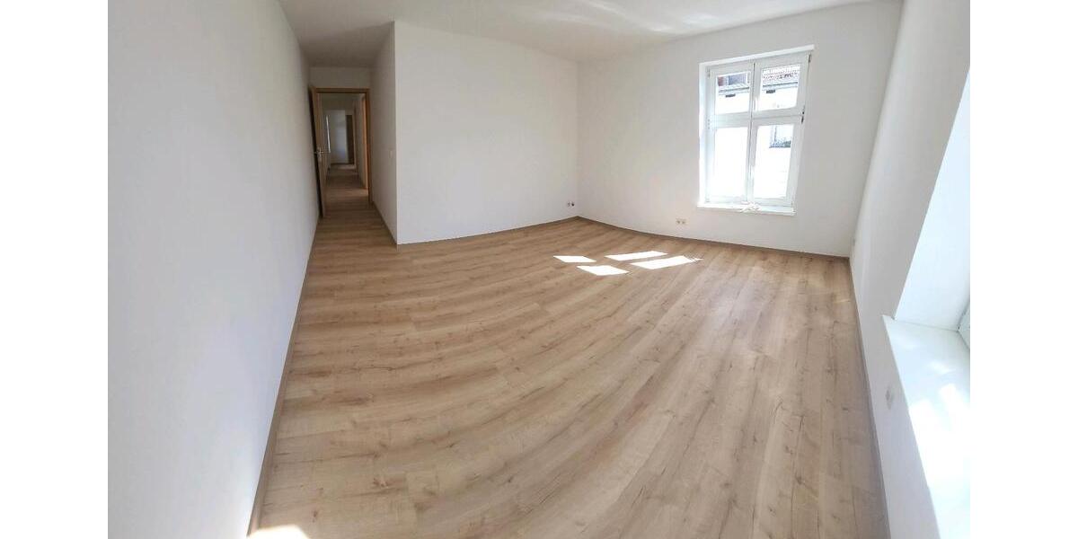 Etagenwohnung Angermünde - 2 Zimmer, 70 m&sup2;, 770&euro; | Angebot:26313932