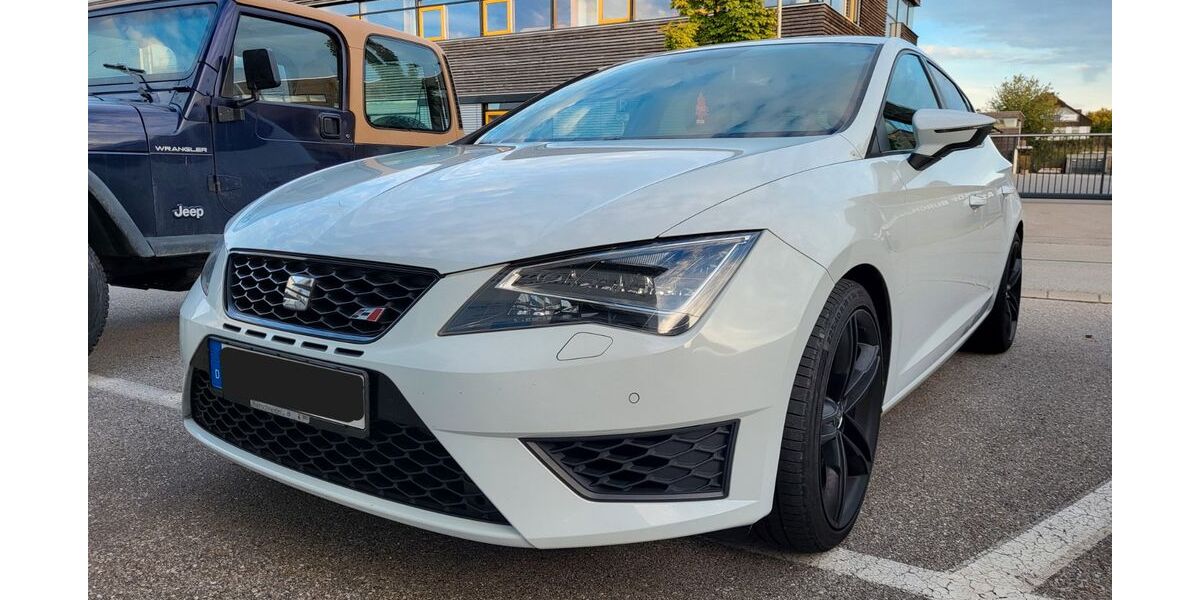 Seat Leon 141.800 km 12.900 &euro; Pleiskirchen 84568
