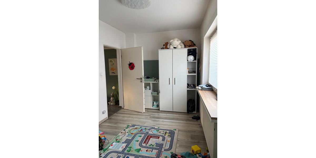 Einfamilienhaus Gründau - 5 Zimmer, 145 m&sup2;, 545.000&euro; | Angebot:27092576