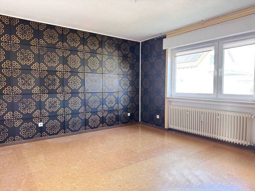 Zweifamilienhaus mit Ausbaureserve in ruhiger Feldrandlage