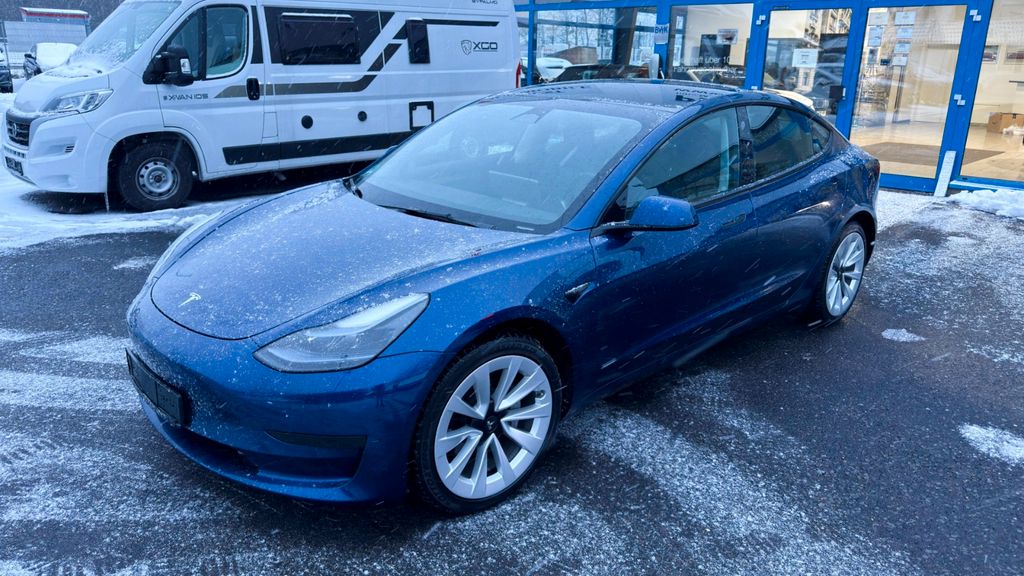 Tesla Model 3 102.000 km 23.490 &euro; Vettelschoß 53560