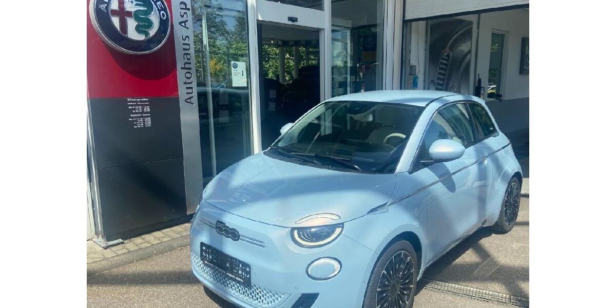 Fiat 500e 9.900 km 19.990 &euro; Asperg 71679