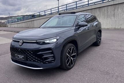 VW Tayron 14.500 km 53.000 € Essingen­­­ 73457