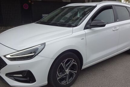 Hyundai i30 77.000 km 14.800 &euro; Berlin 12249