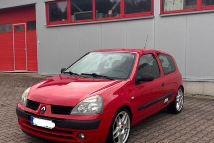 Renault Clio 171.500 km 1.650 &euro; Enkenbach 67677
