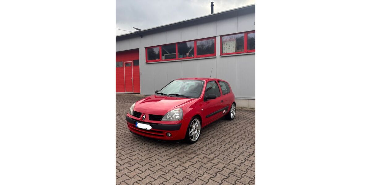 Renault Clio 171.500 km 1.650 &euro; Enkenbach 67677