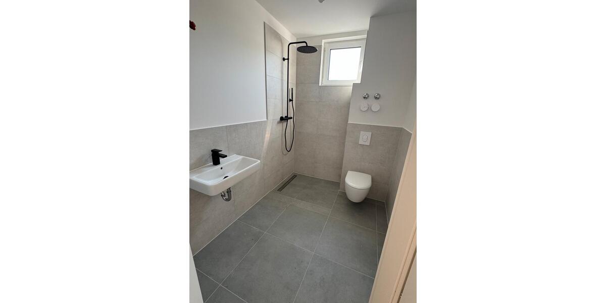 Dachgeschoßwohnung Königs Wusterhausen - 3 Zimmer, 80 m&sup2;, 379.000&euro; | Angebot:25161421