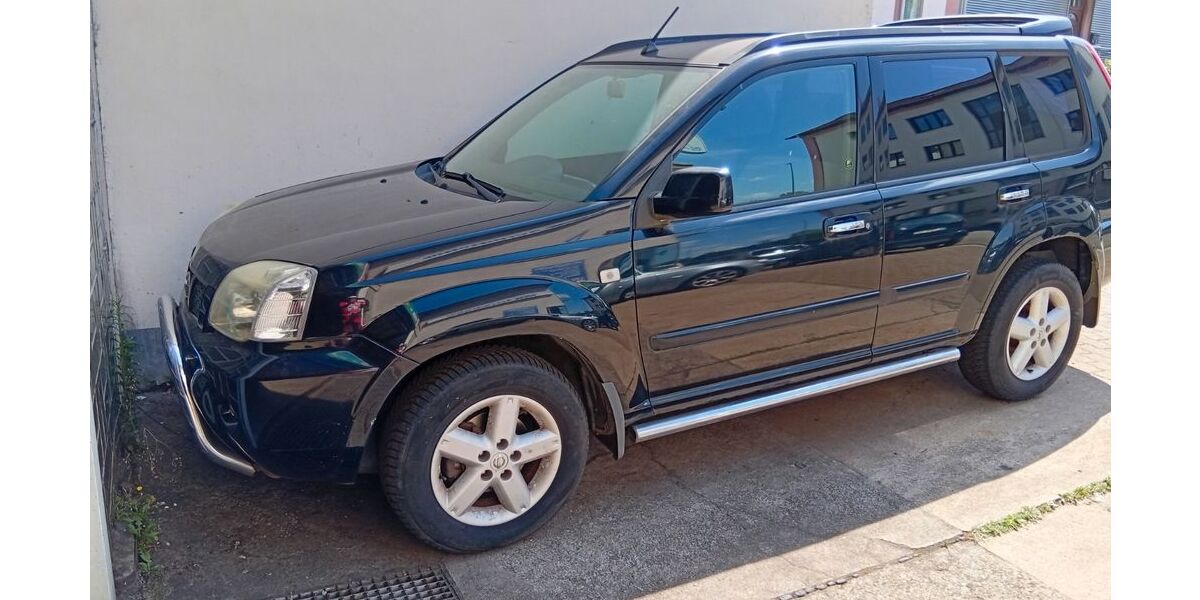Nissan X-Trail 265.000 km 2.500 &euro; Heusweiler 66265