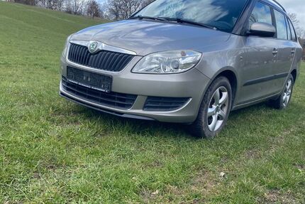 Skoda Fabia 147.893 km 4.400 &euro; Königsee 07426