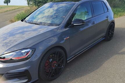 VW Golf 12.800 km 32.400 &euro; Schöntal 74214