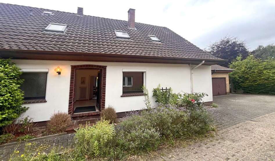Haus zum Kaufen in Oldenburg 329.000 € 154 m²