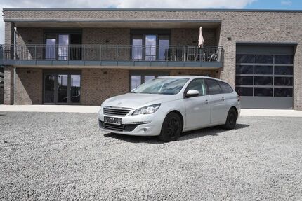 Peugeot 308 320.127 km 3.600 &euro; Mücke 35325