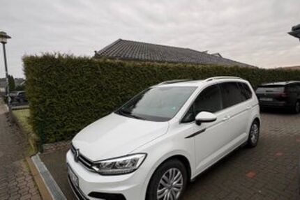 VW Touran 108.000 km 19.500 &euro; Wolfsburg 38440