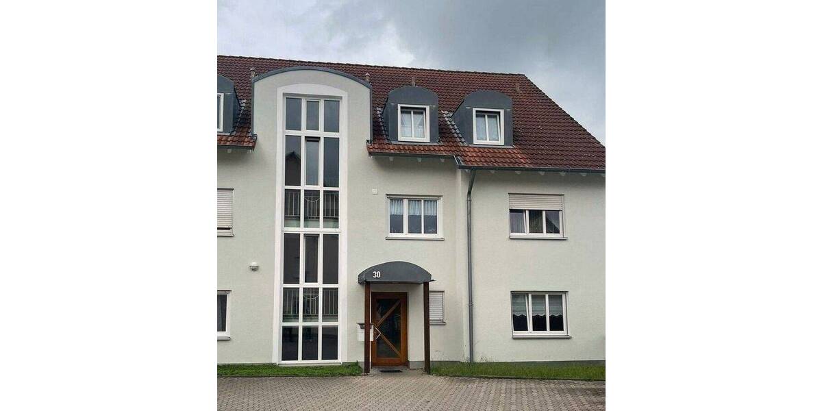 Etagenwohnung Neustadt an der Aisch Neustadt - 3 Zimmer, 82 m&sup2;, 210.000&euro; | Angebot:26243039