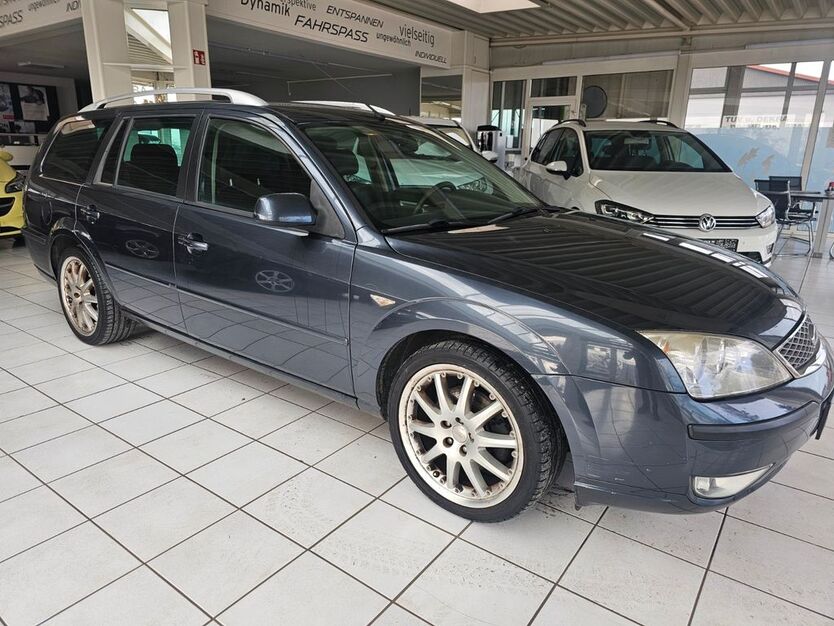 Ford Mondeo 203.000 km 2.290 € Berghülen 89180