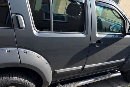 Nissan Pathfinder 282.000 km 10.999 &euro; Hagen 58119