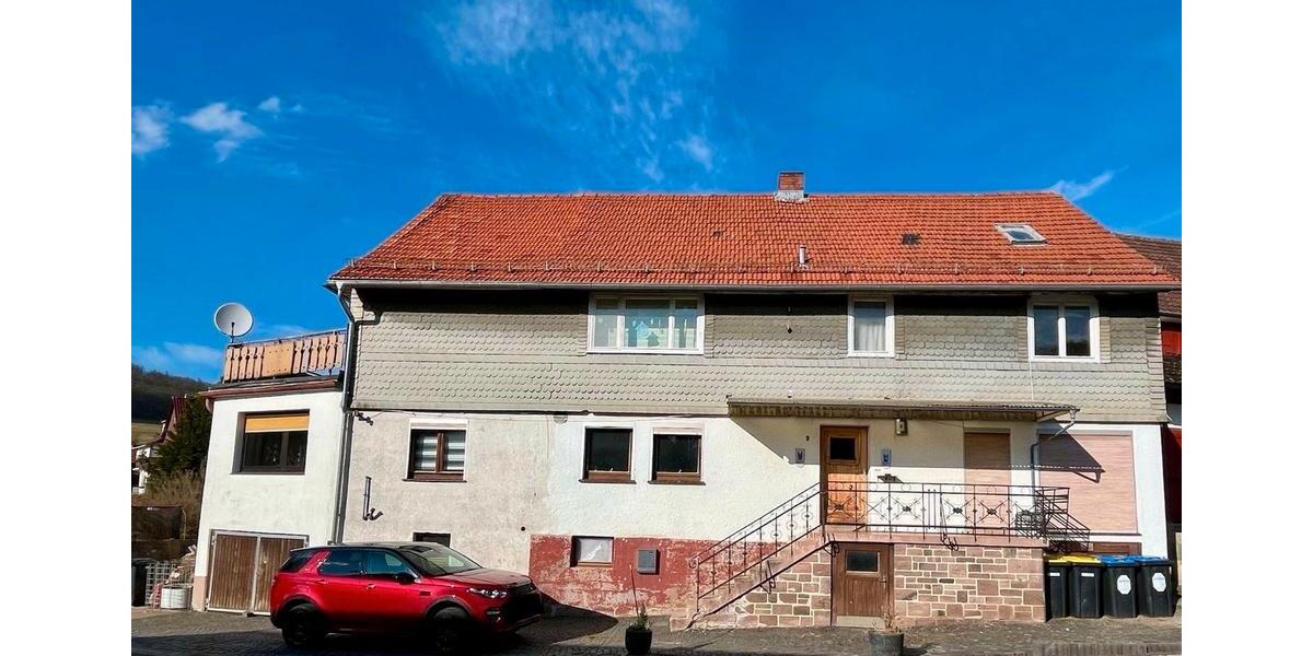 Großes Sanierungsobjekt BJ-1900 313-qm für HandwerkerInvestoren 13 zimmer