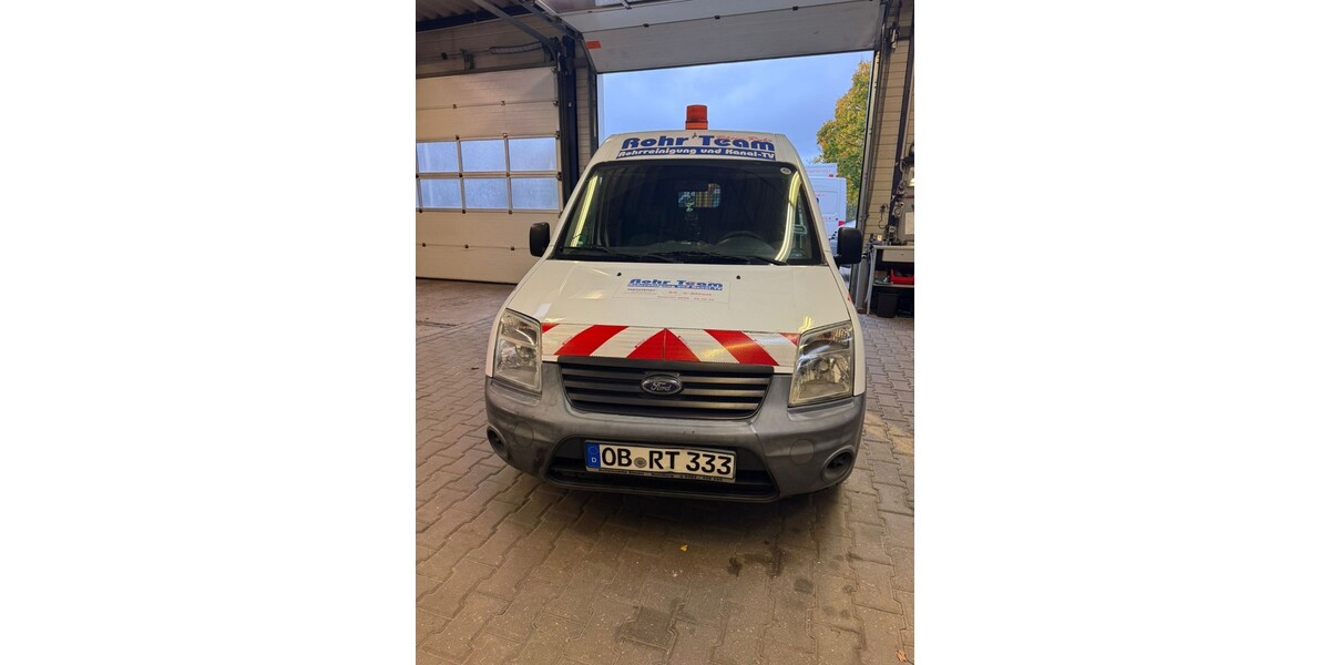 Ford Transit Tourneo Connect 143.000 km 4.900 € Oberhausen 46045